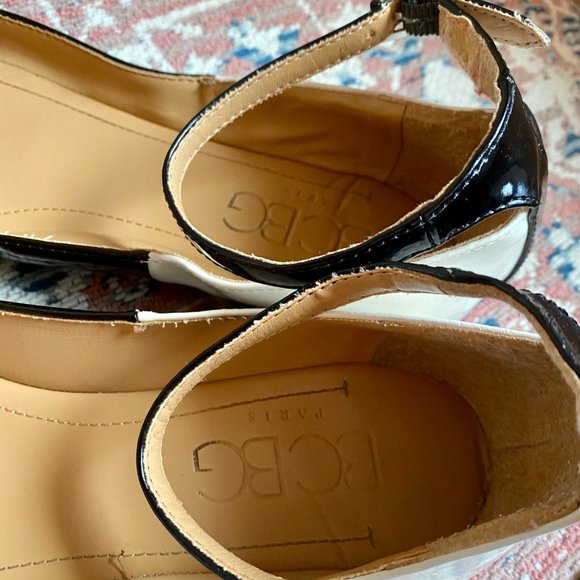 BCBG Pointed Toe Ankle Strap Flats - Picture 3 of 6